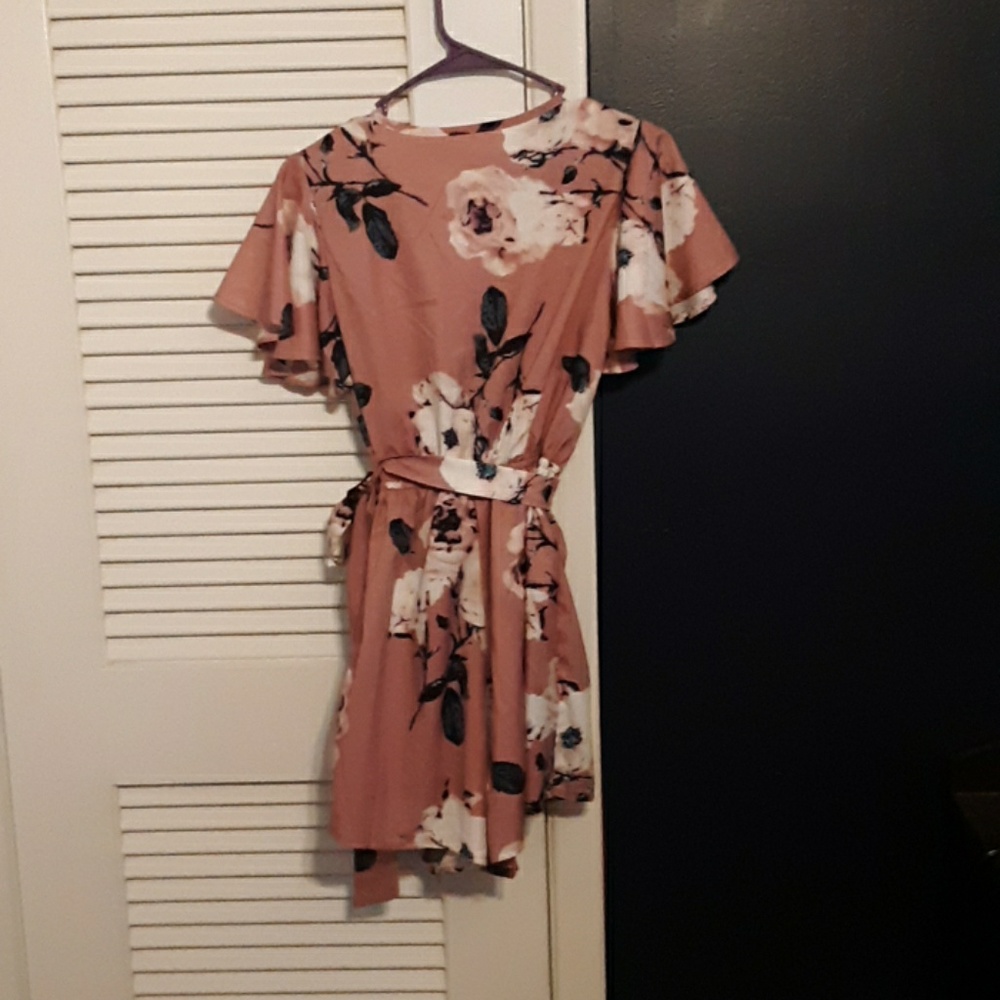 Romper - Picture 2 of 2
